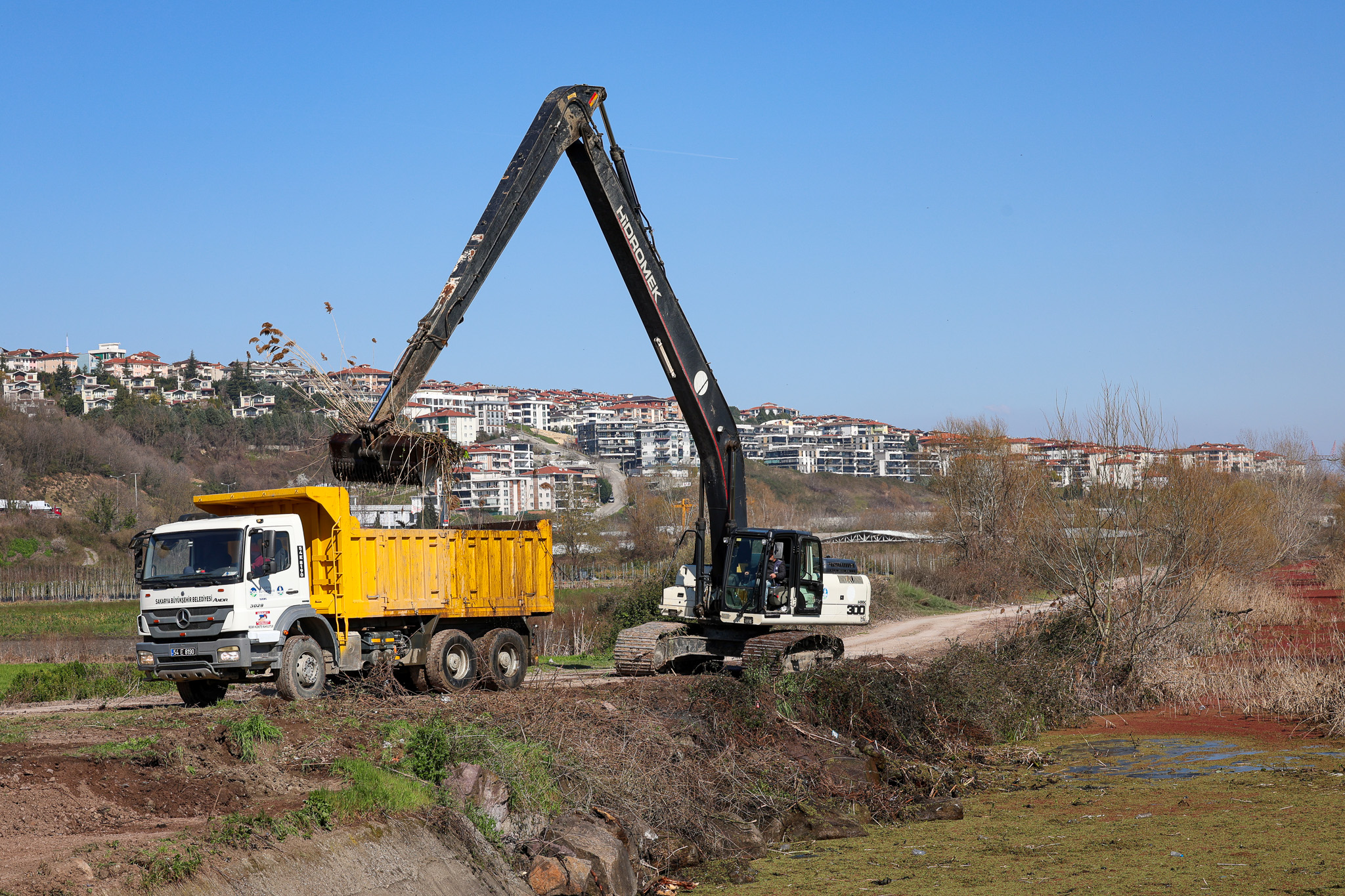 Çark Deresi’nin 5 kilometrelik güzergâhı titizlikle temizleniyor