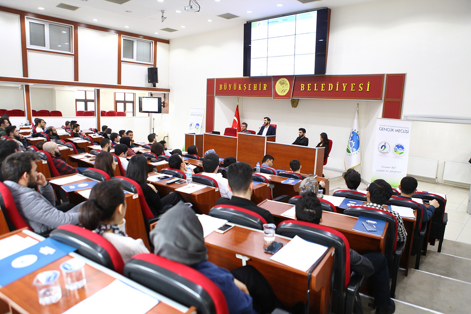 Gençlik Meclisi projeler için toplandı