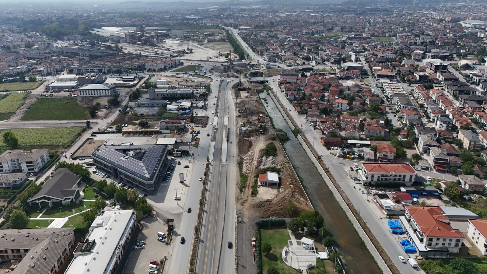 “170 milyonluk projede duble yol tamam, Kuzey Köprüsü’nde de hızla ilerliyoruz”