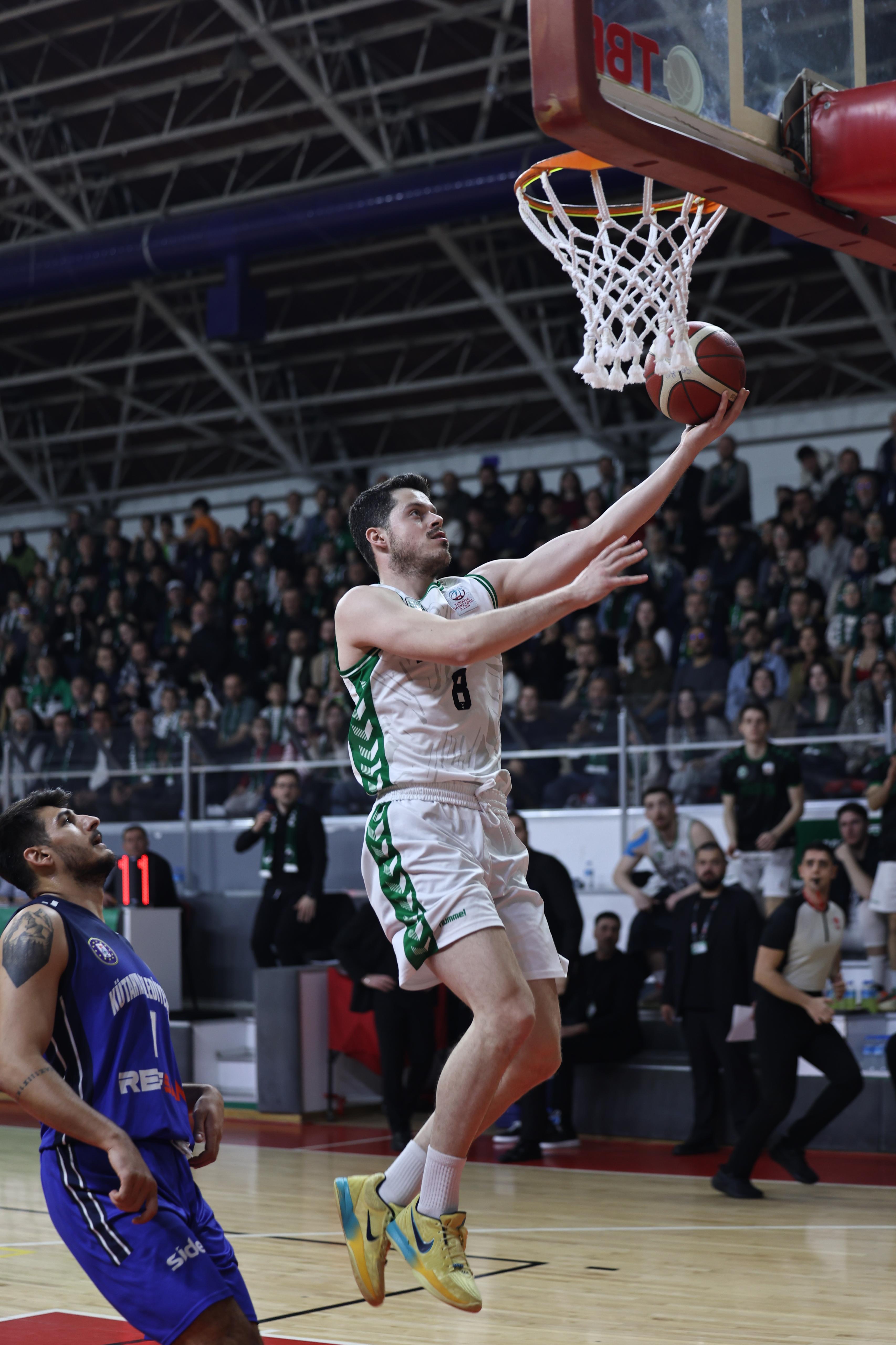 Büyükşehir Basketbol seride 2-0 öne geçti: 88-80