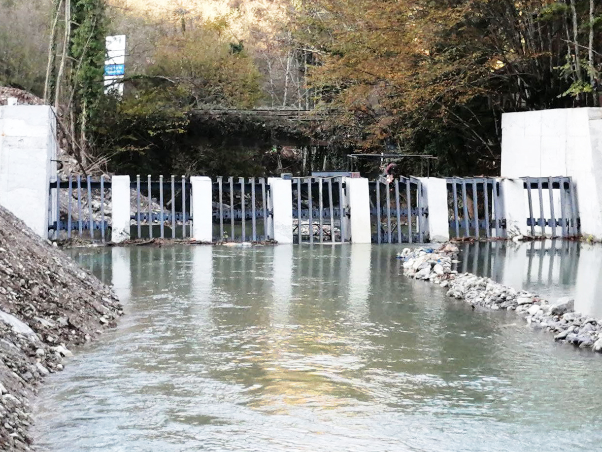 Büyükşehir’den taşkına uğrayan bölgeye iki önemli proje 