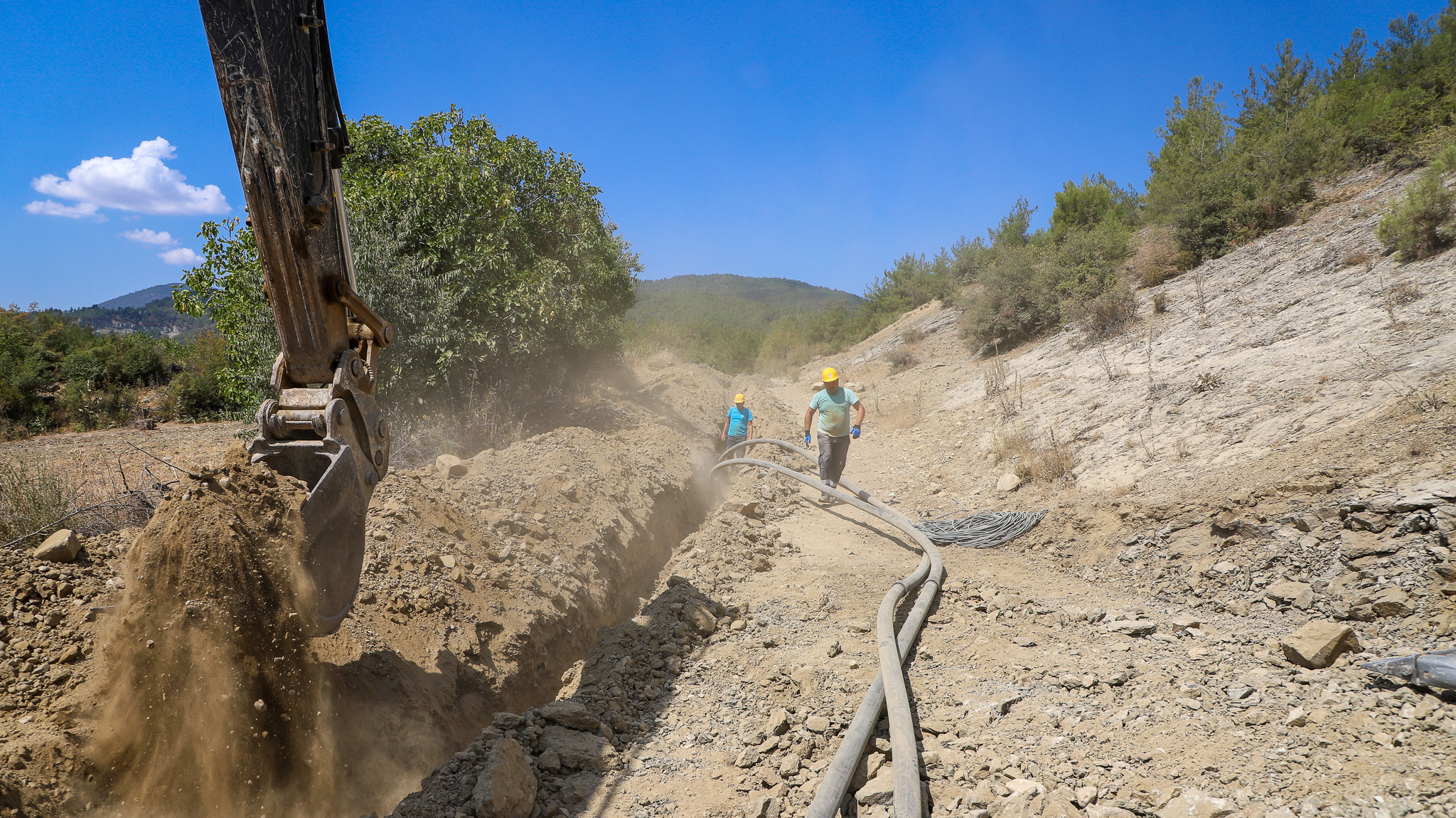 Şehren Mahallesi’ne yeni kaynak ile 2 bin metrelik içme suyu hattı