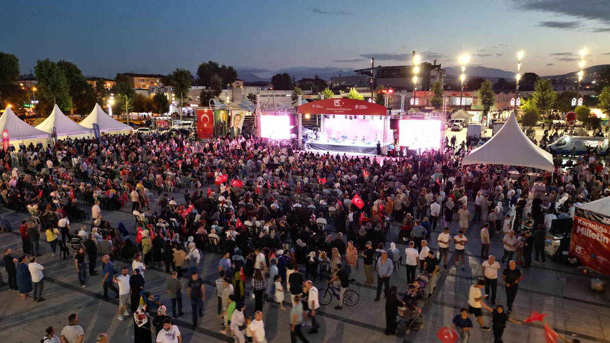 Yusuf Alemdar 15 Temmuz gecesini anlattı: “Hainlerin saçtığı karanlık Sakarya’nın destanıyla aydınlandı”