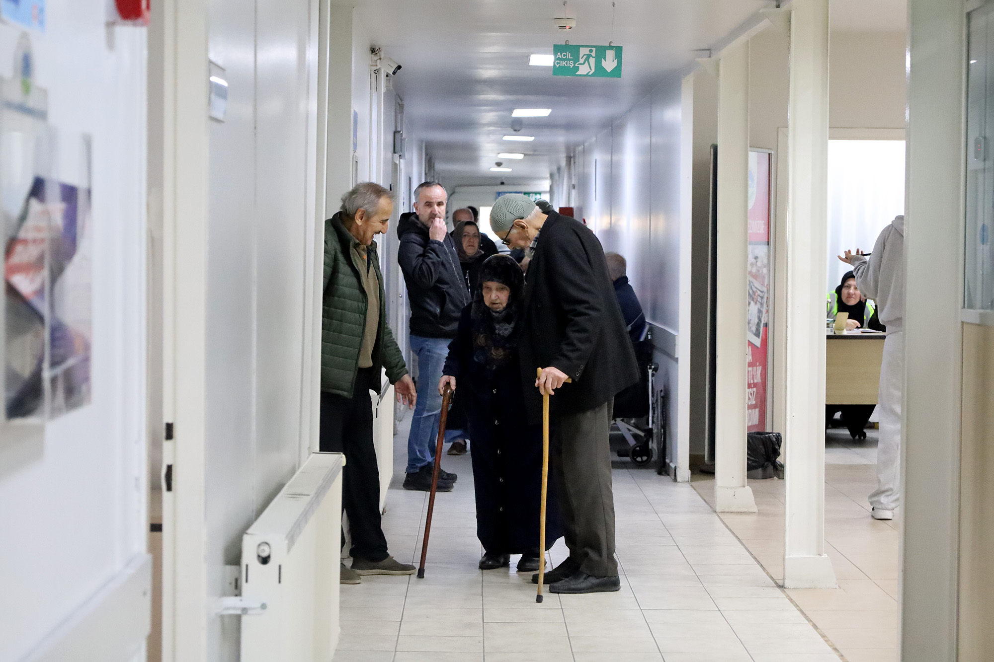 Büyükşehir’den evliliğinde 30 yılı aşan çiftlere sağlık eli