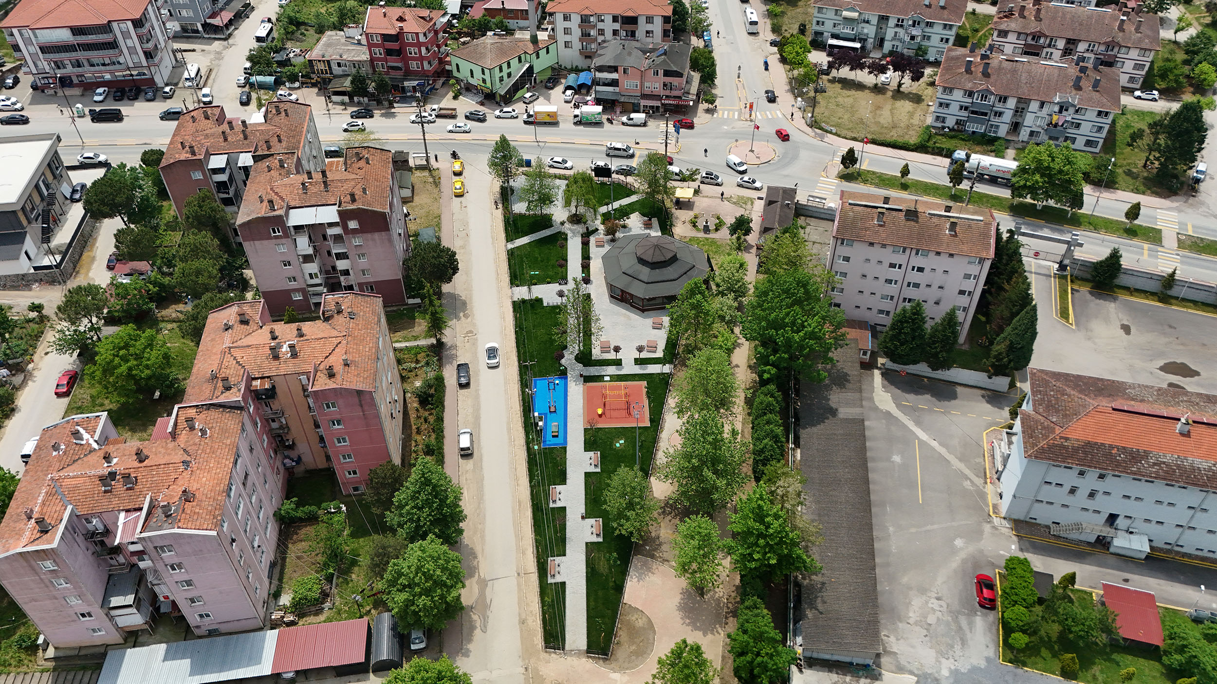 Sakarya nefes alıyor: Şehrin dört bir yanında yeni yeşil ve sosyal alanlar tamamlanıyor