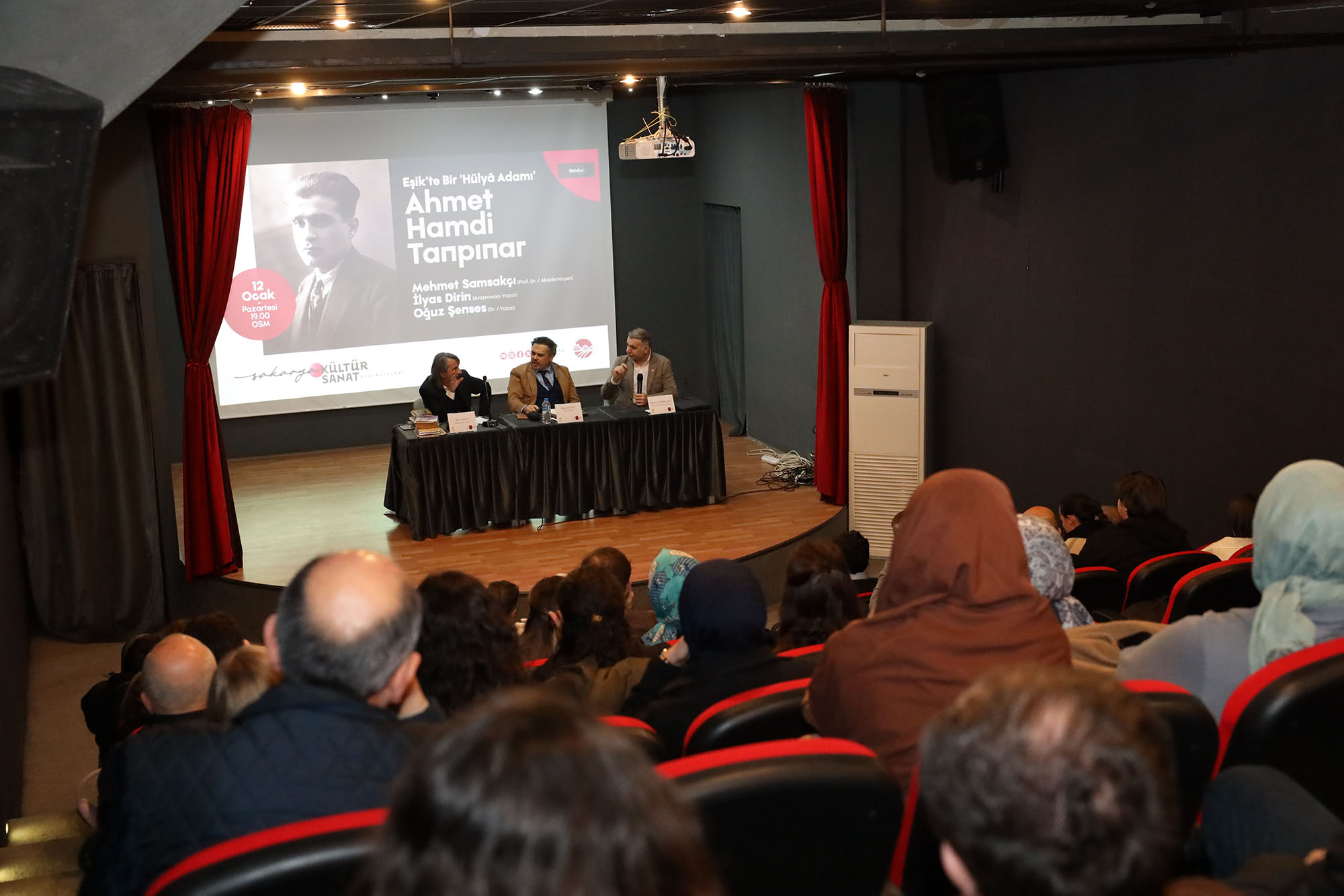 “Tanpınar olmasaydı modern Türk edebiyatında birçok şey kalırdı”