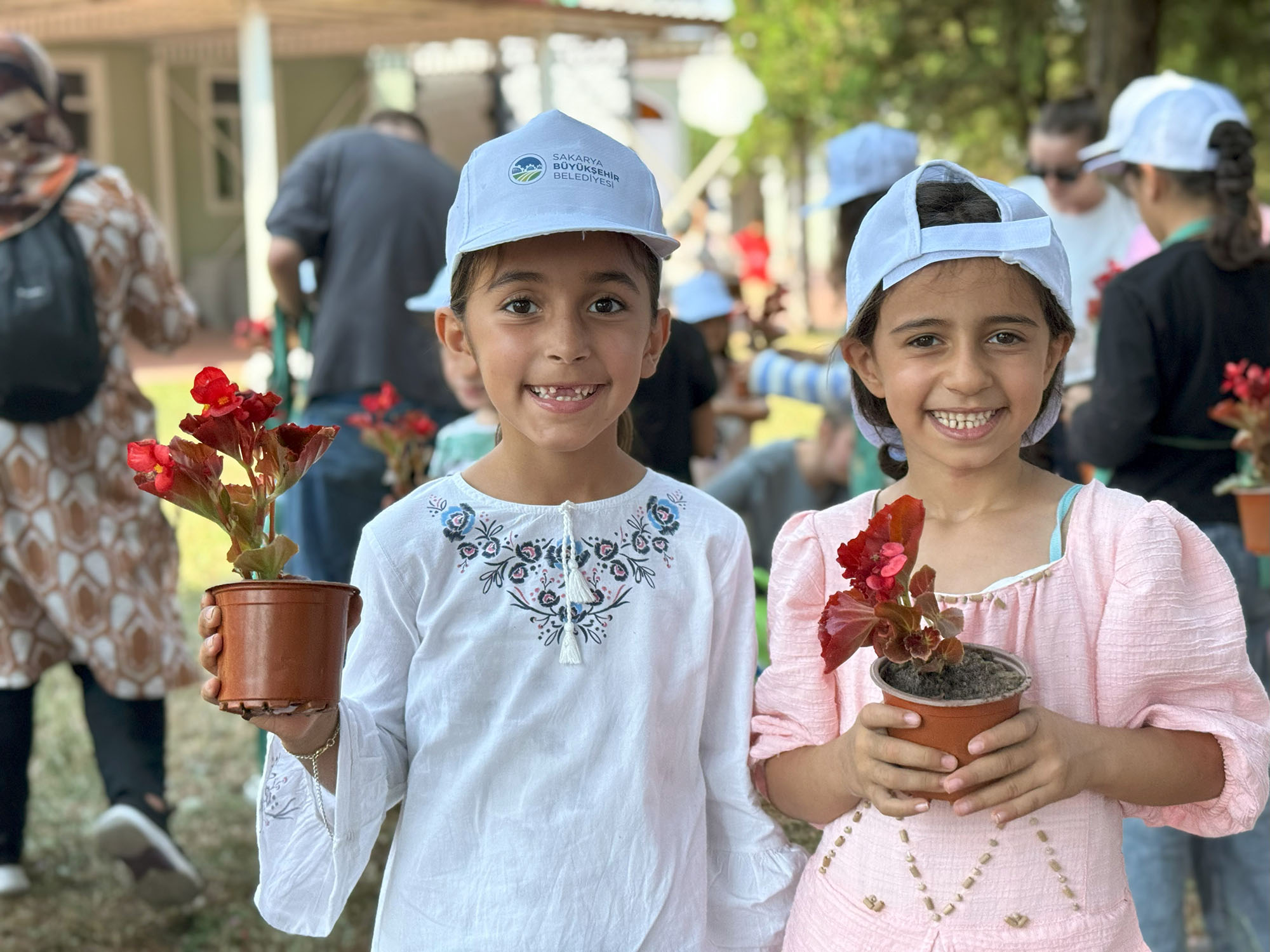 Minik bahçıvanlar geleceğe yeşil miras bırakıyor
