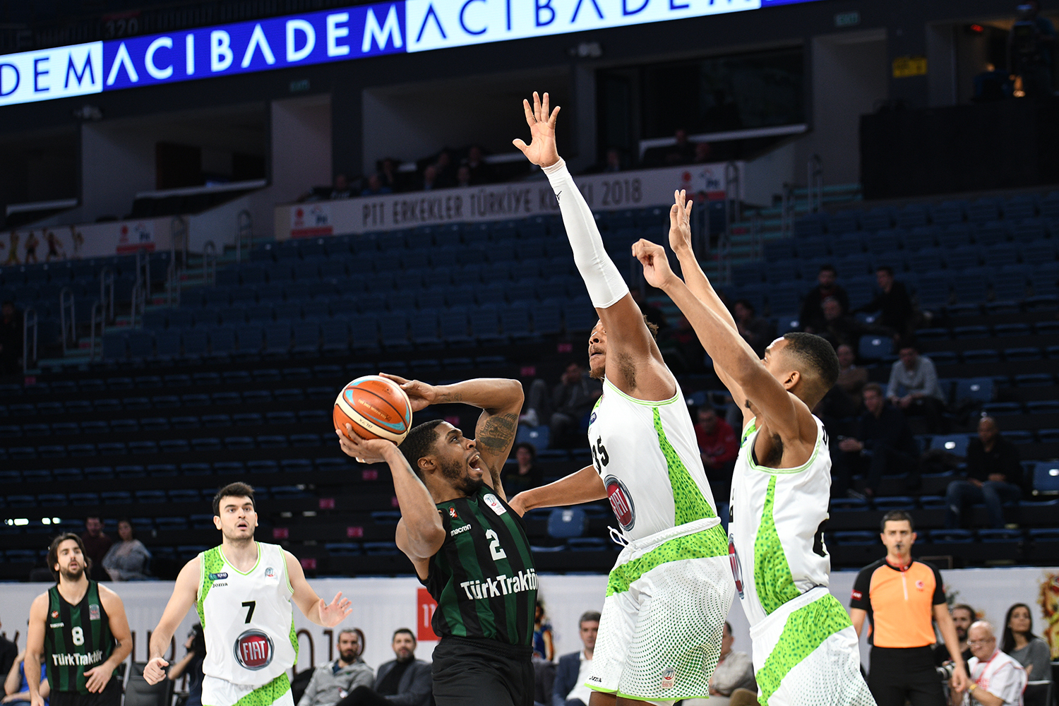 Büyükşehir TOFAŞ’a mağlup oldu