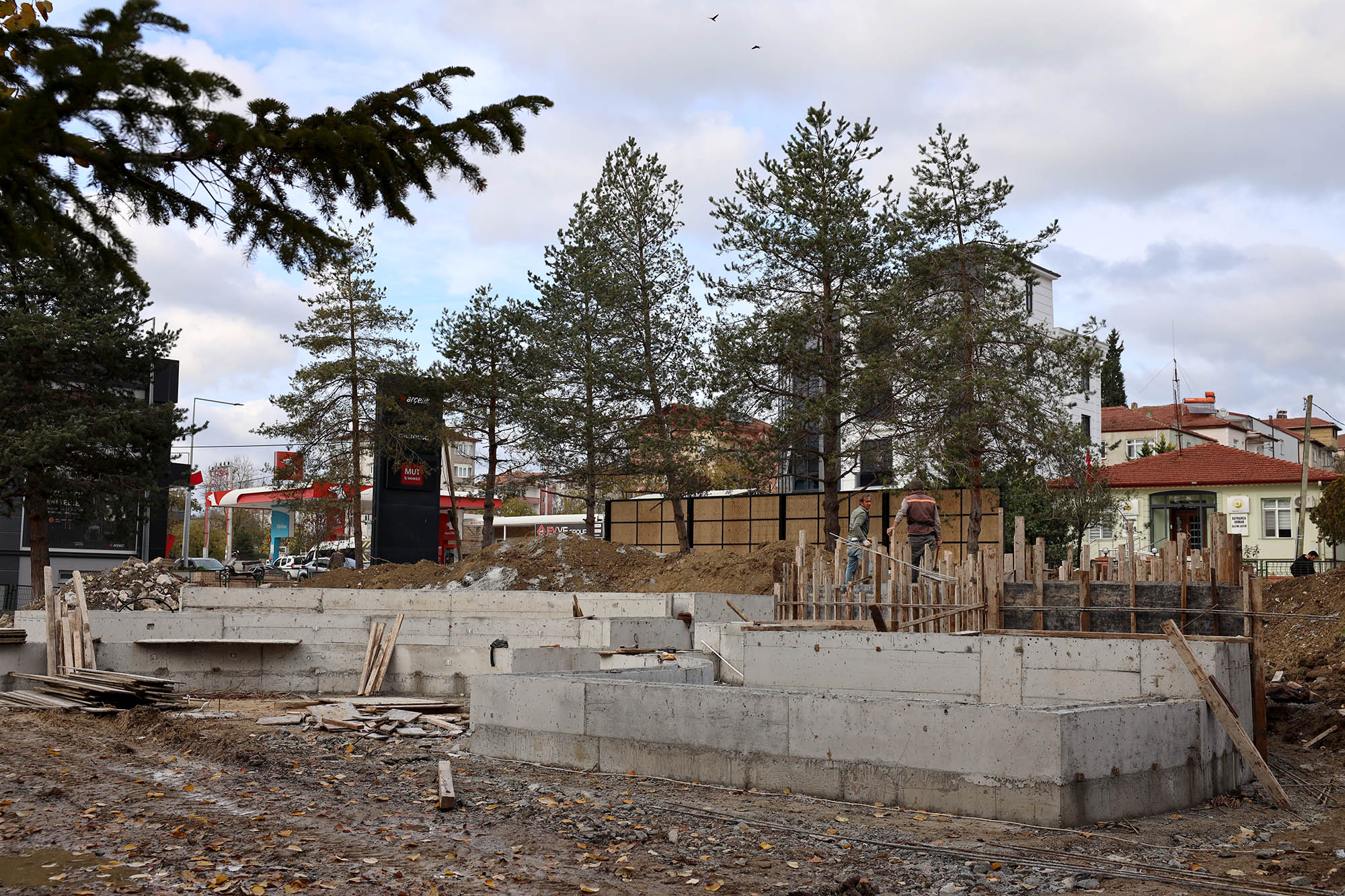 Kaynarca Aziz Duran Parkı’nda çalışmalar başladı