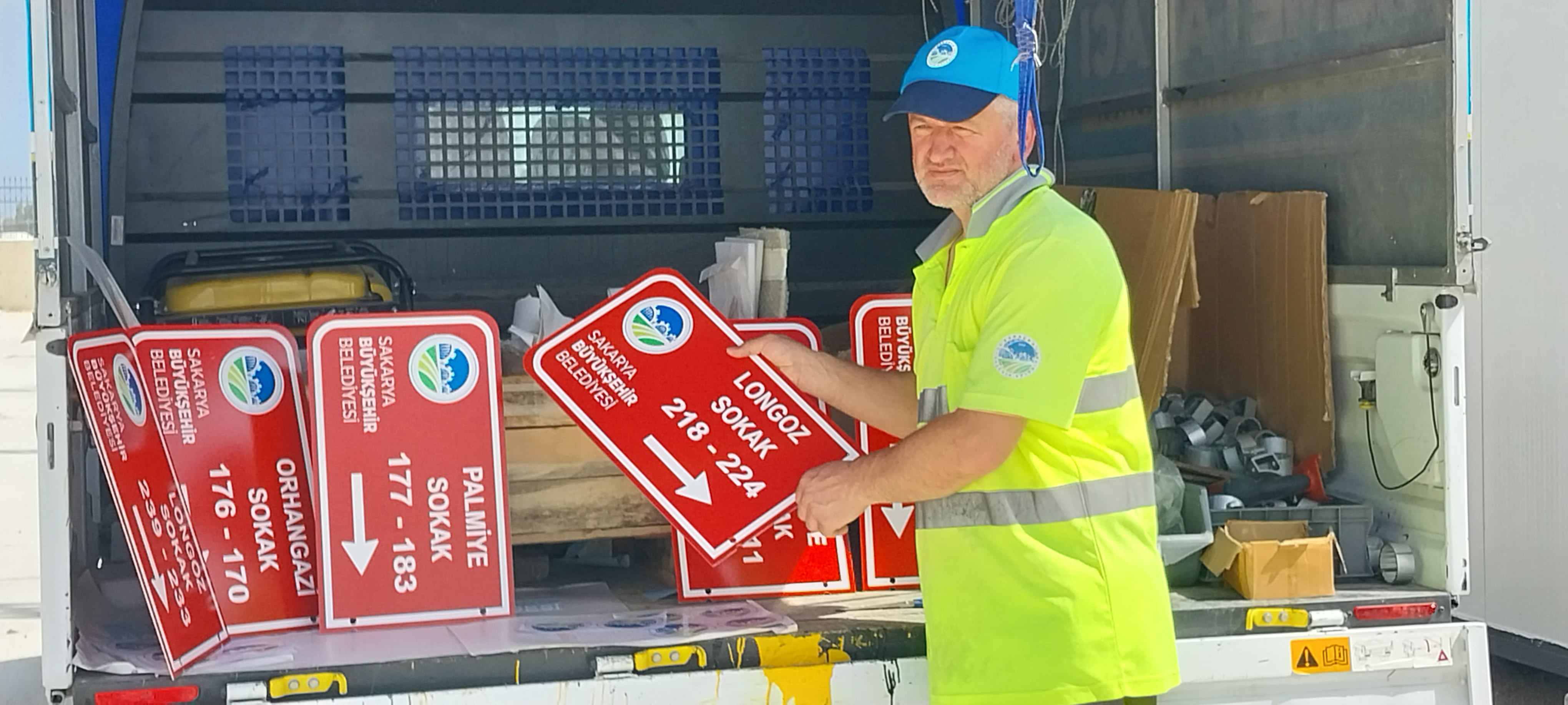 İskenderun kardeşlik kentinin sokaklarında Sakarya’dan izler var