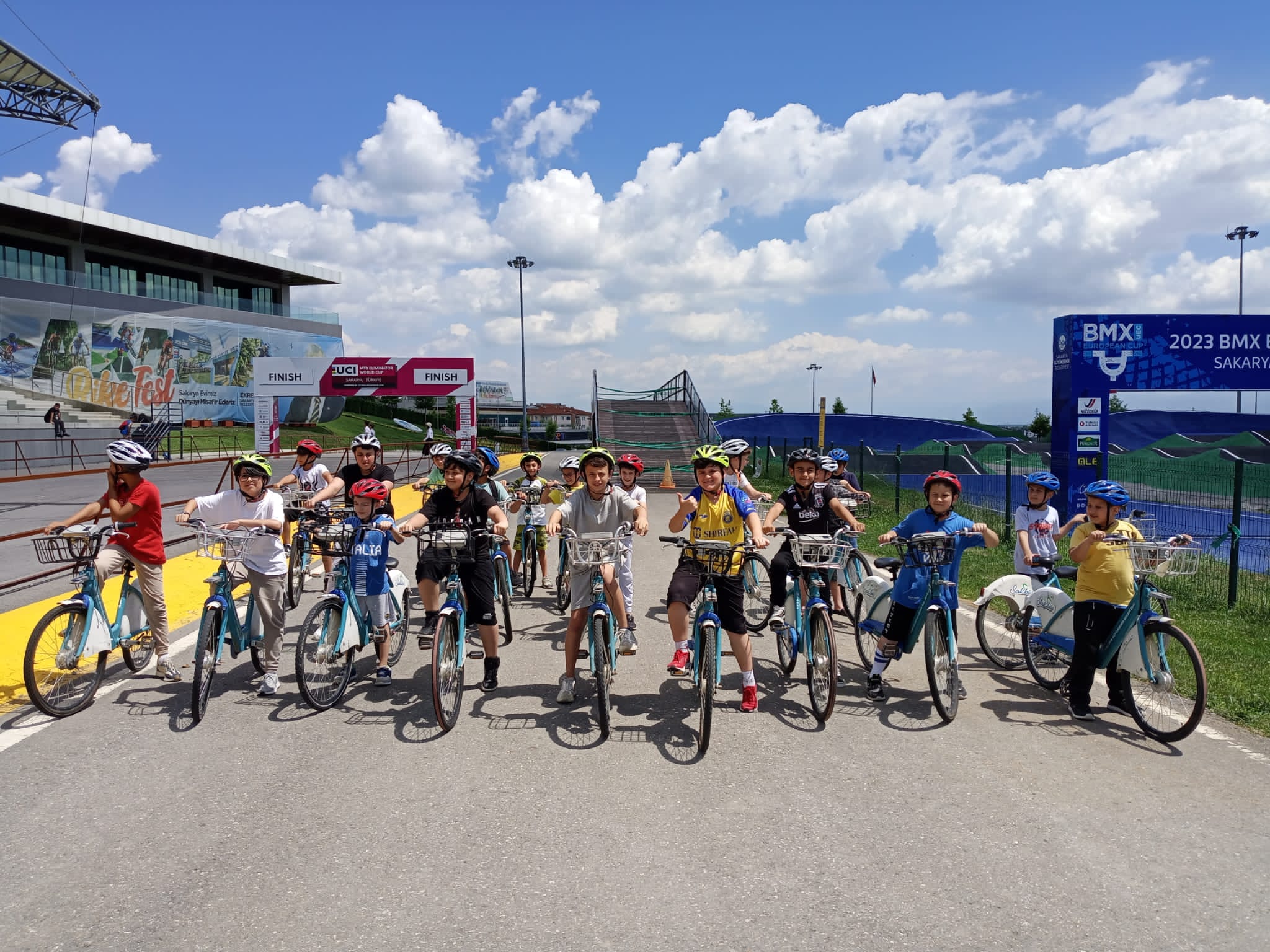 750 minik bisiklet sürücüsüne güvenli sürüş eğitimi