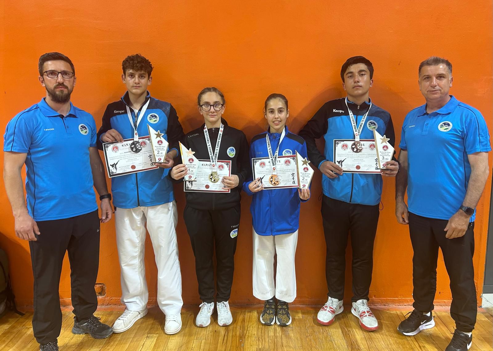 Büyükşehir sporcuları başarılarıyla göz doldurdu