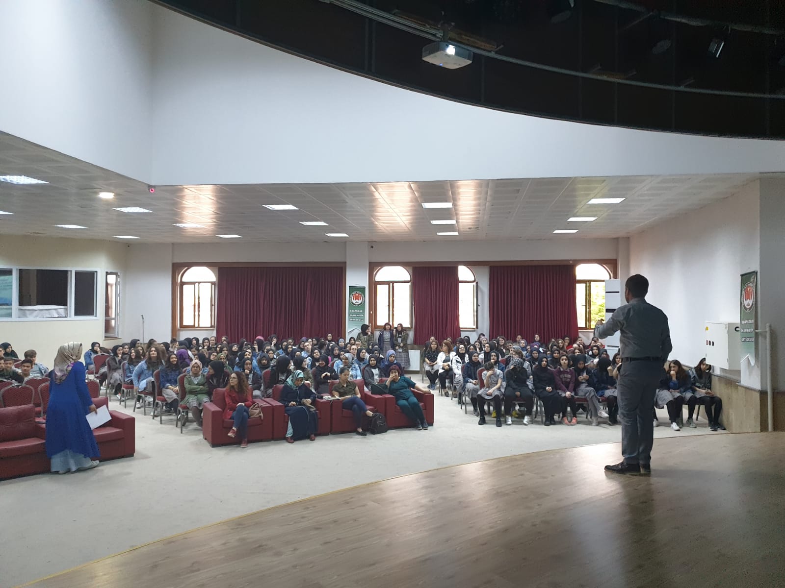 Büyükşehir’den öğrencilere ‘Sınav Kaygısı’ semineri