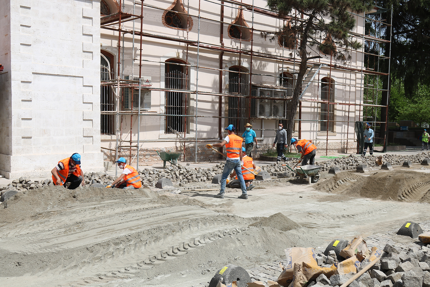 “Bankalar Caddesi’nin o kısmında çalışmalar başladı”