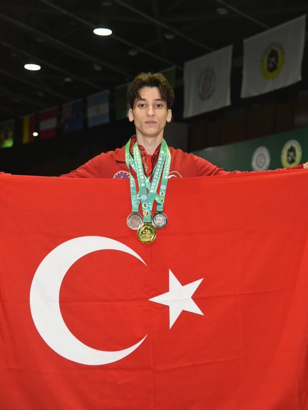 Büyükşehir sporcuları Çin’de Dünya Şampiyonu oldu