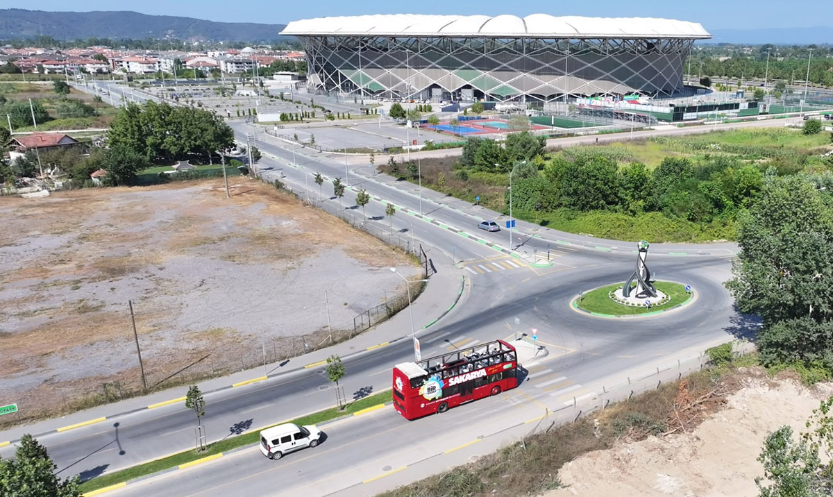 Büyükşehir’in çift katlı turizm otobüsü seferlerine başladı