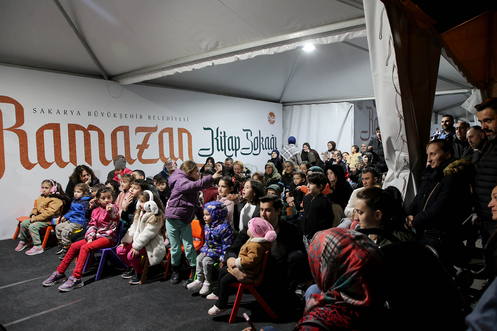 Sakarya 11 ayın sultanı Ramazan’ın huzurunu bu sokakta hissediyor 