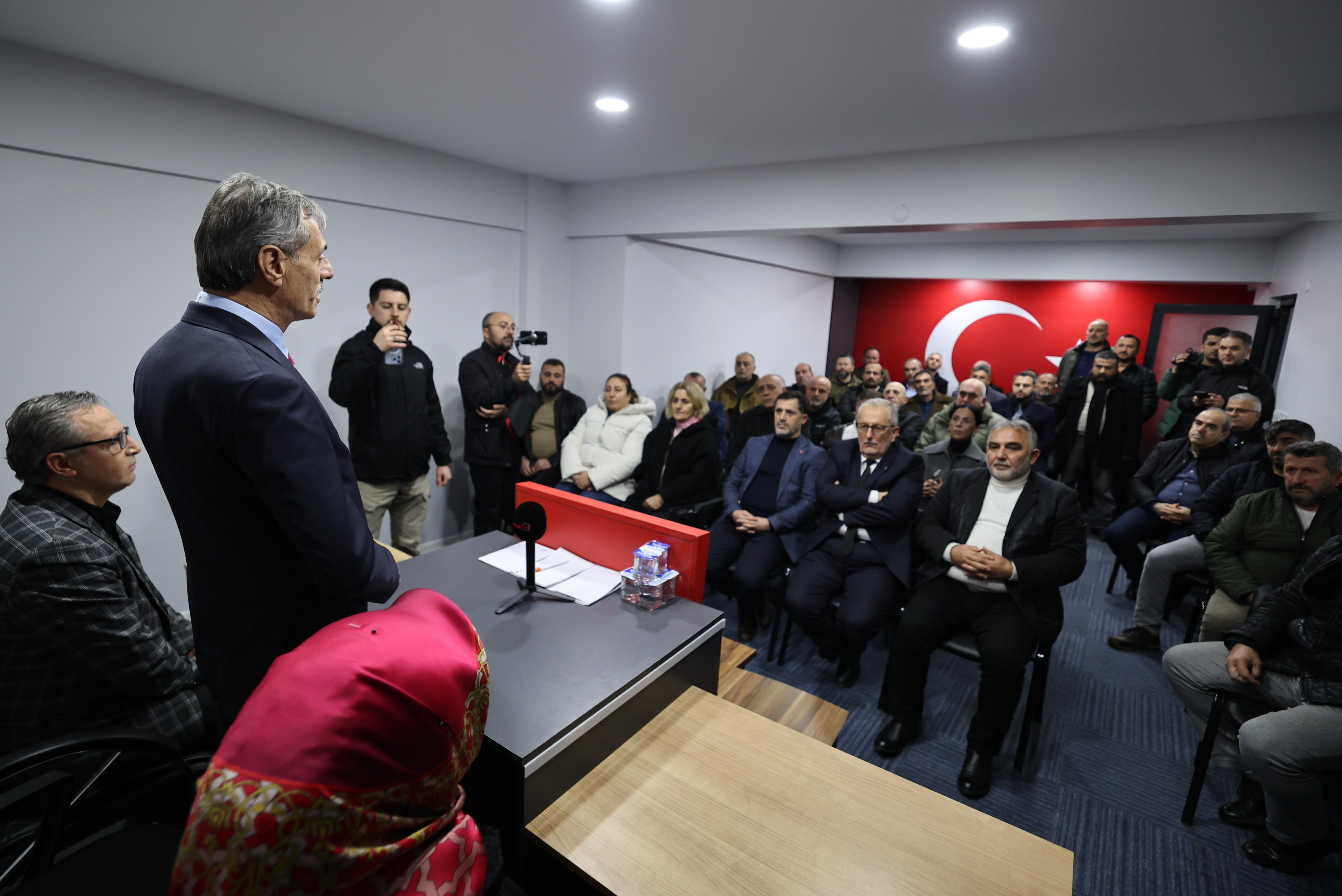 Yusuf Alemdar Akyazı ve Hendek’i adım adım gezdi: “Verdiğimiz her sözün arkasındayız”