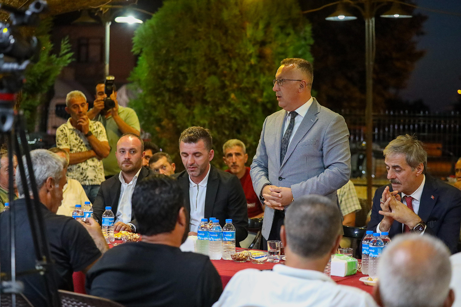 “İnsan merkezli, hizmet odaklı belediyecilik anlayışıyla şehrimizin tamamı için çalışıyoruz”