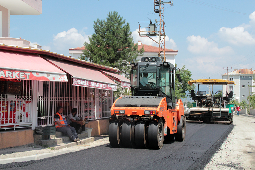 Büyükşehir’den İlçelere Asfalt Hamlesi