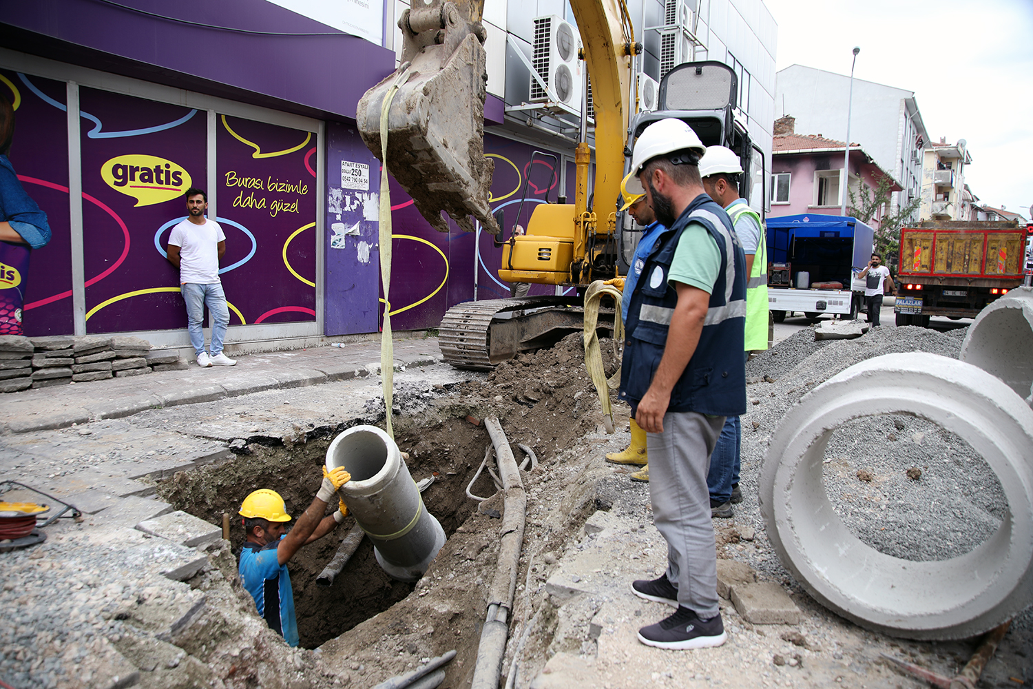 Lüleci Sokak’ta altyapı çalışmaları başladı