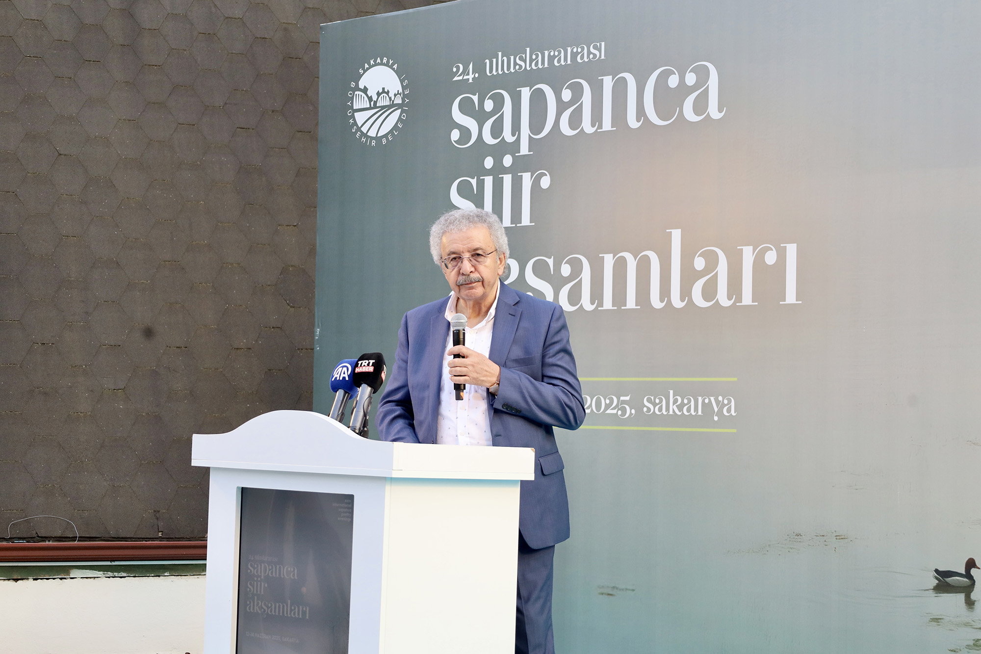 Şiirin ruhu yeniden Sakarya’da canlandı: Uluslararası Sapanca Şiir Akşamları 24’üncü kez…