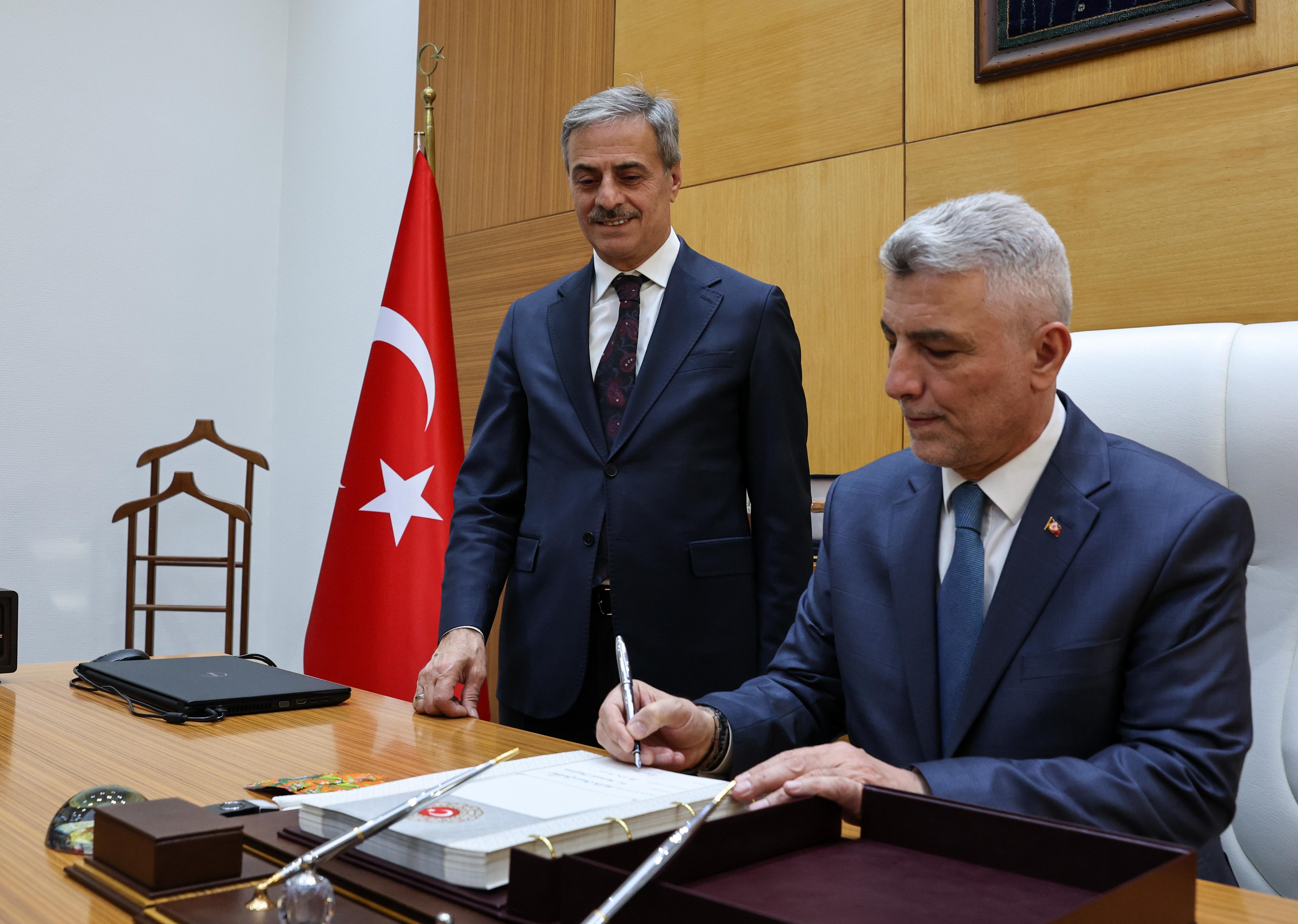 Başkan Alemdar: “Kentsel dönüşümde somut adımlar atmaya hazırlanıyoruz”
