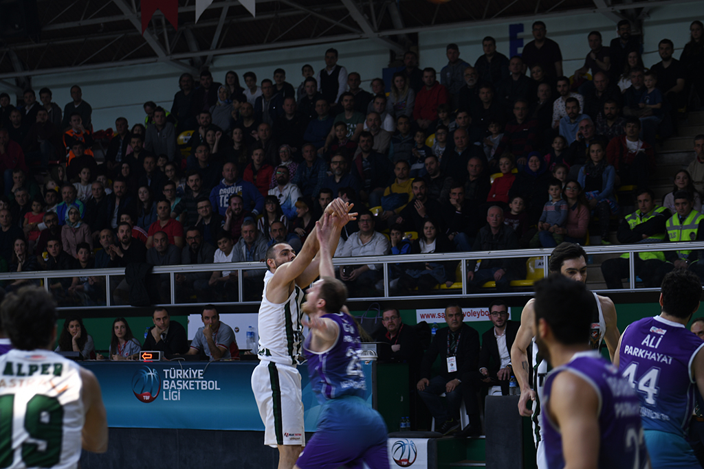 Büyükşehir Afyon’a geçit vermedi