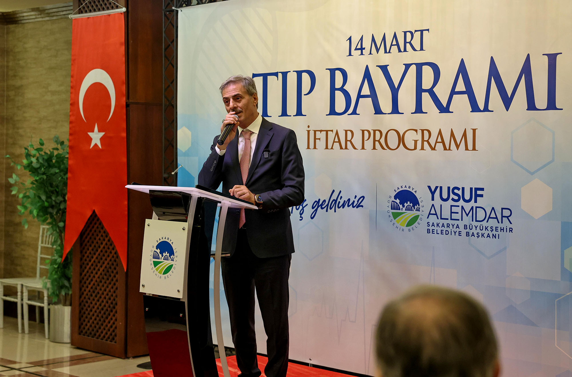 “Fedakârlıklarınızın en yakın tanıklarıyız”