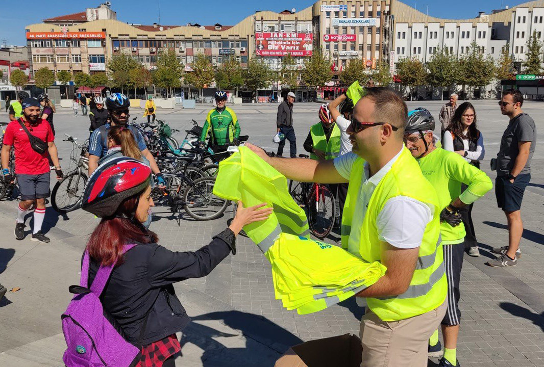 ‘Şeridi Paylaş, Güvenle Ulaş’ projesinde pedallar şehir merkezinde döndü