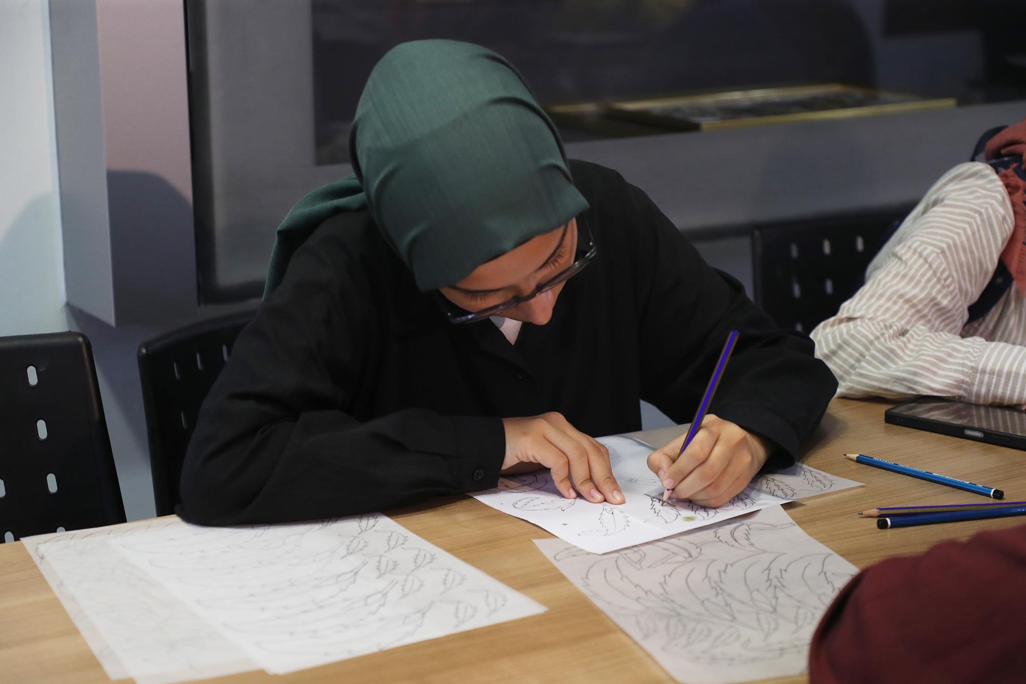Geleneksel sanatlarda gençler yeteneklerini keşfediyor