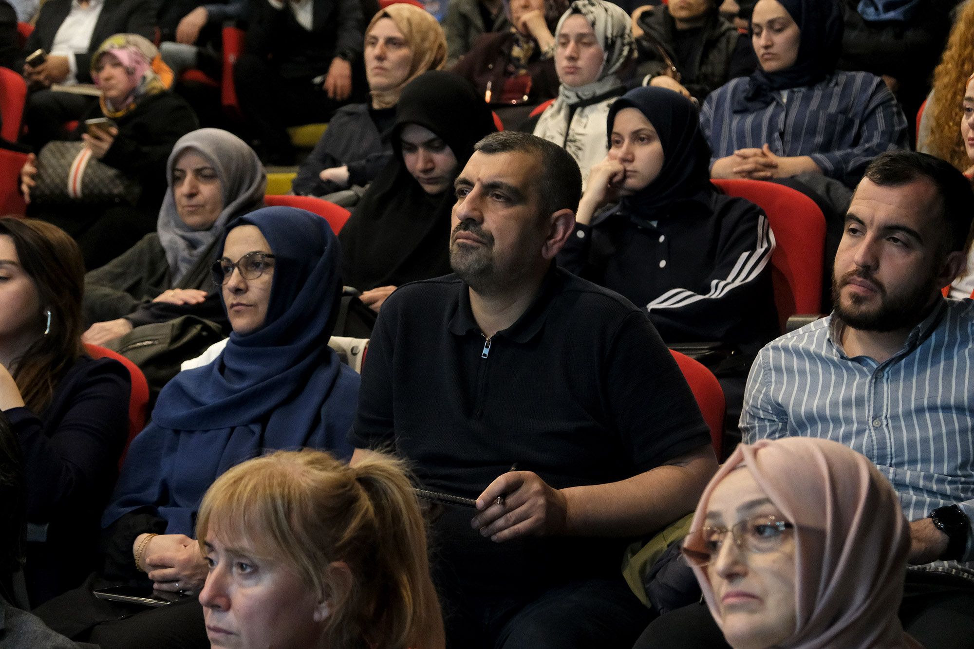 “Kur’an, bizi evrenle, hayatla ve Allah’la olan bağımızı yeniden kurmaya çağırıyor