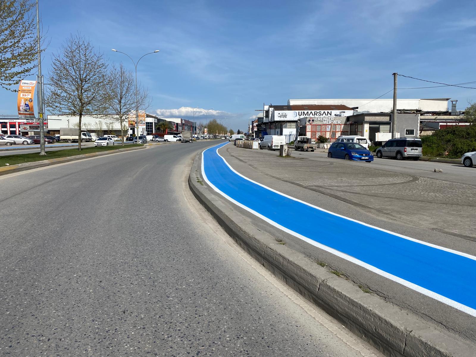 Büyükşehir’den Erenler’de bisiklet yollarına güvenli dokunuş