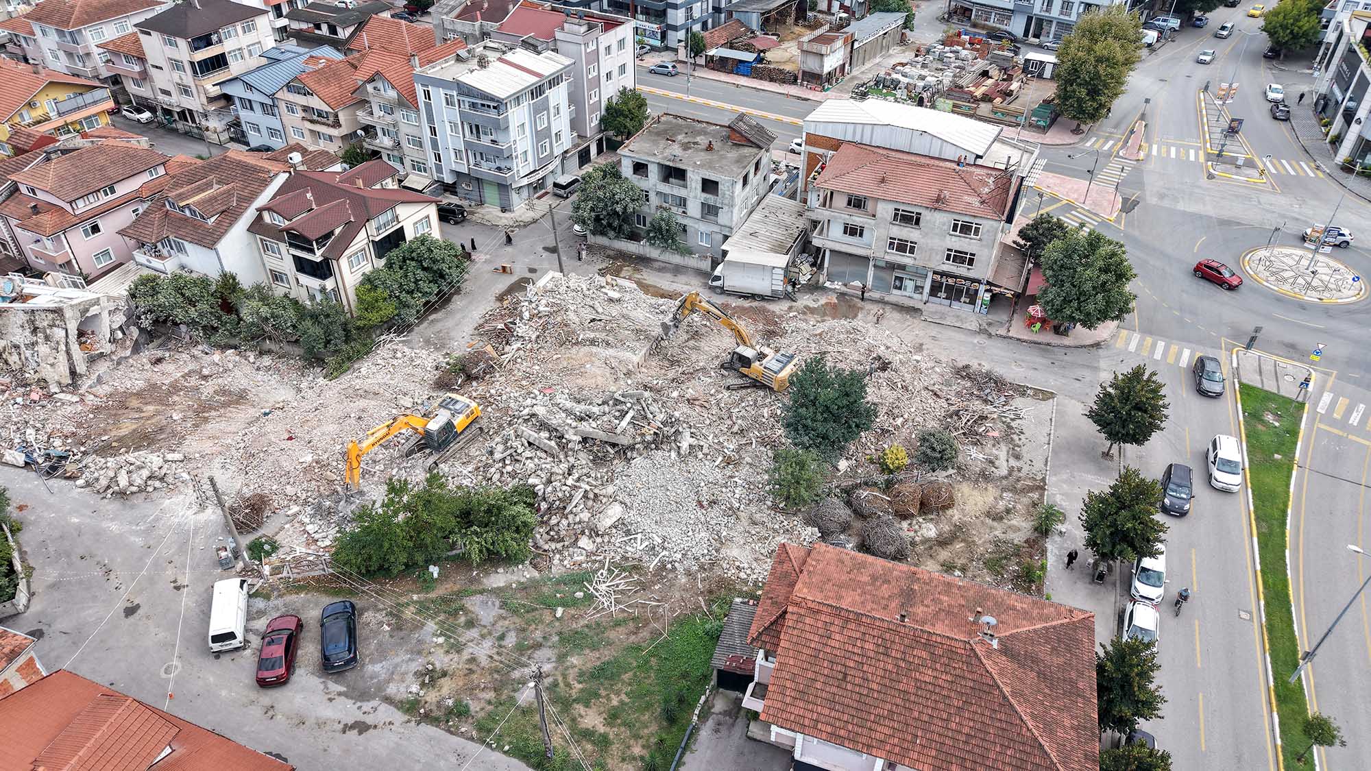 Muhsin Yazıcıoğlu Bulvarı ile Çark Caddesi’ni birbirine bağlayacak arterde çalışmalar başladı