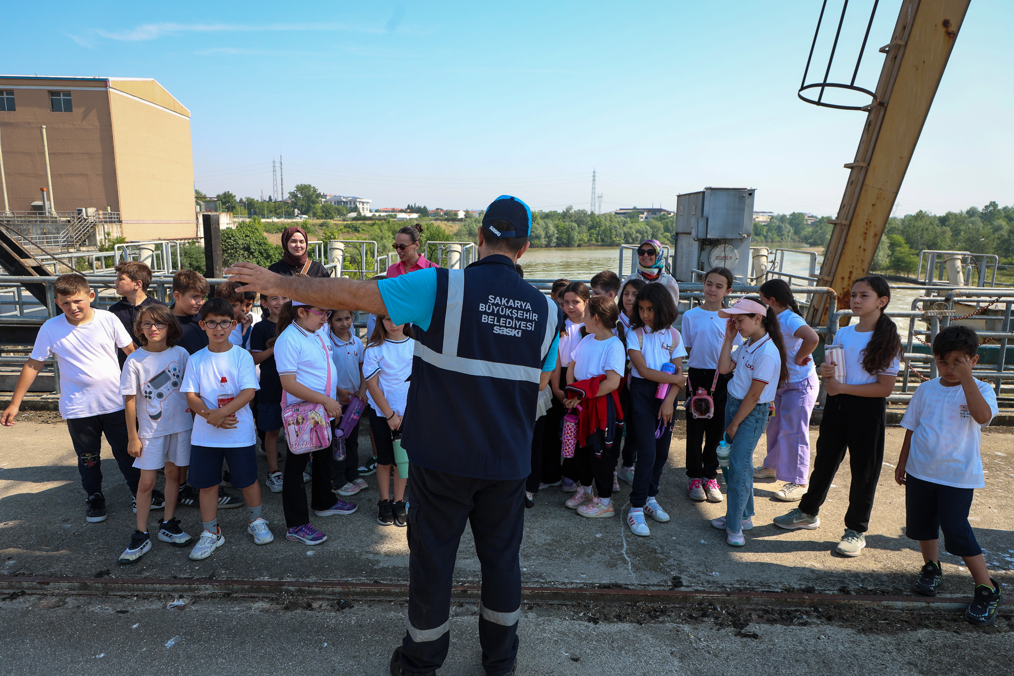 Minikler SASKİ’nin çevre dostu tesislerini keşfetti