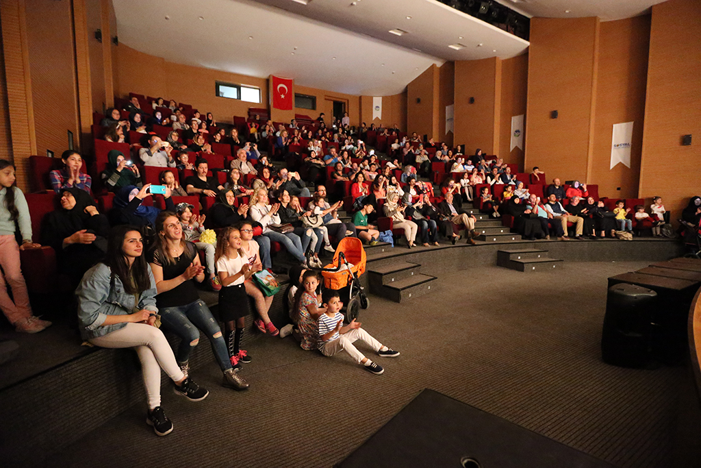 SGM’de yılsonu şöleni  yaşandı