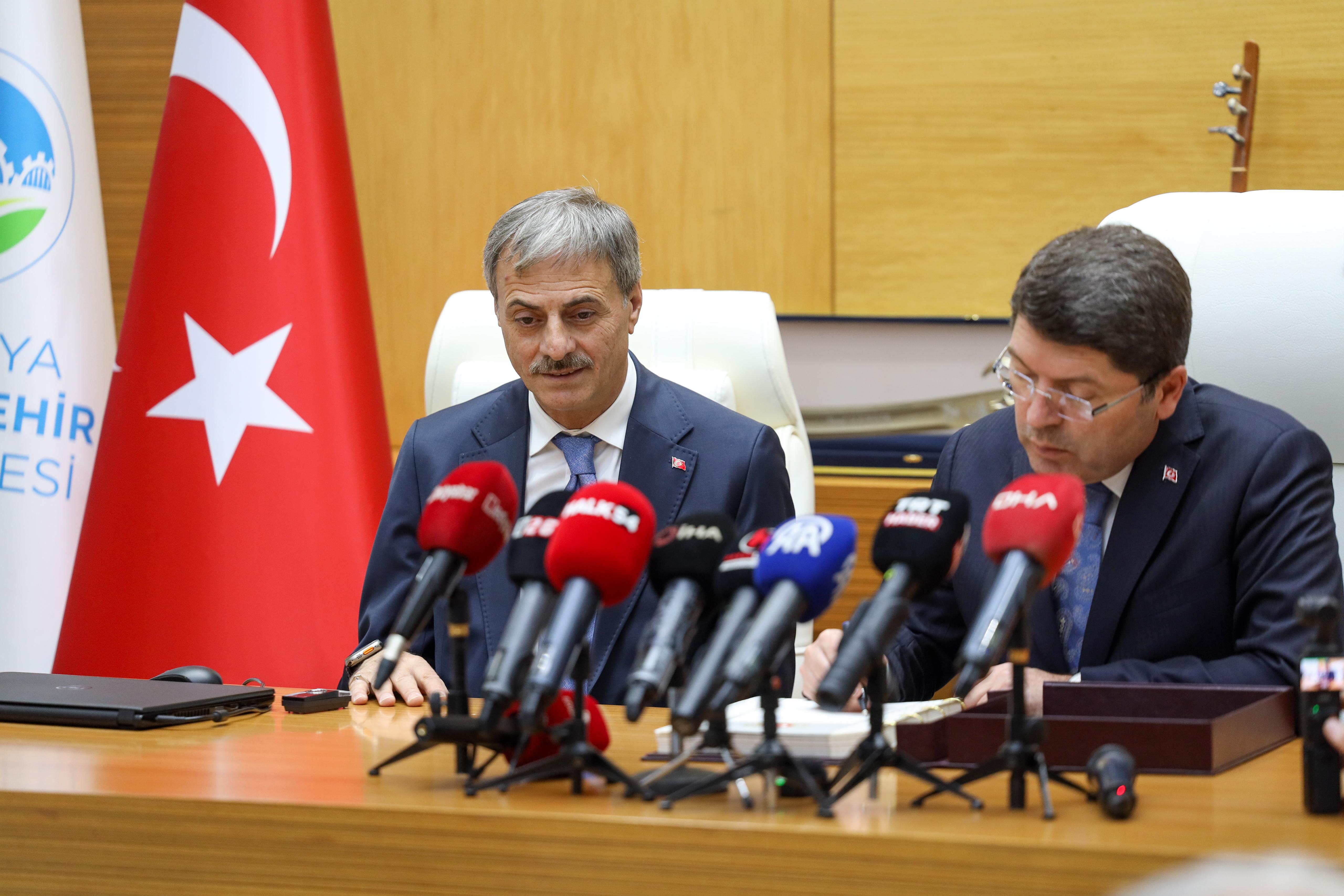 Adalet Bakanı Tunç Büyükşehir’de: “Türkiye Yüzyılı Sakarya için yükselişin nişanesi olacak”