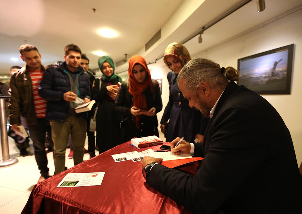 Vatan Nöbeti Sürmezse Sonumuz Karanlık Olur