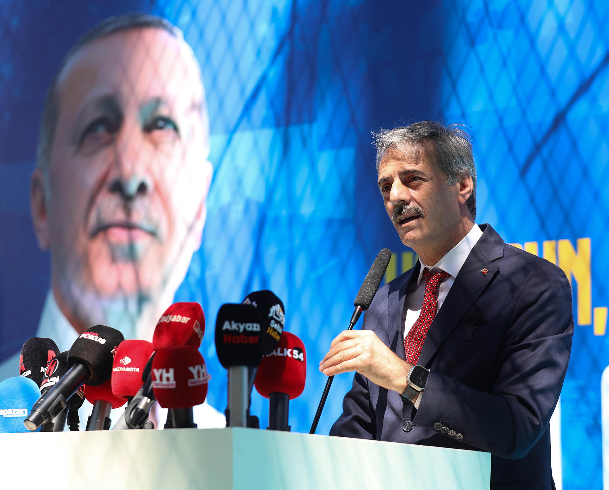 “AK Parti, ülkesi ve milleti için canını hiçe sayanların kurduğu bir partidir”