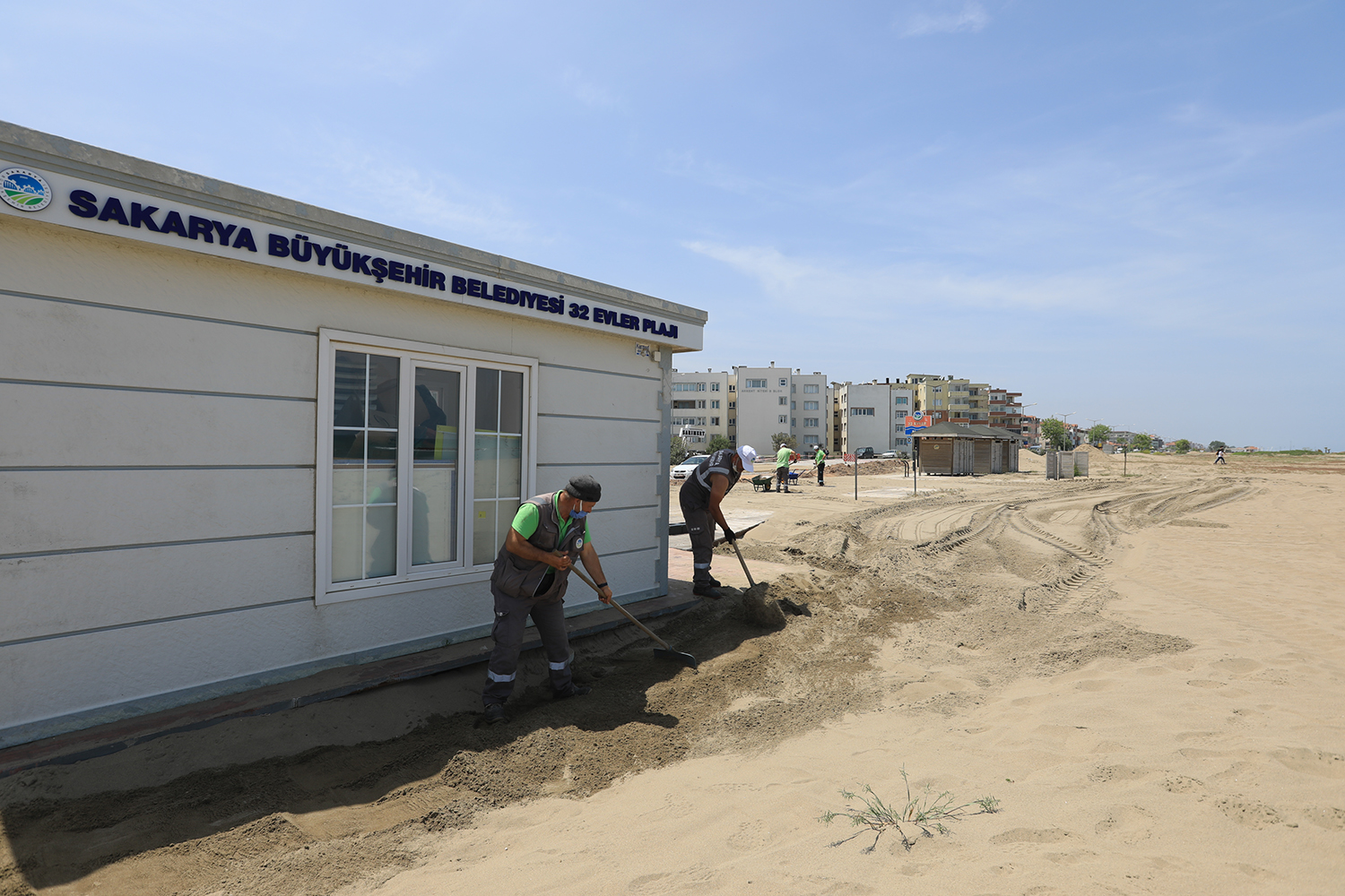 Büyükşehir Sahilleri Yaza Hazırlıyor