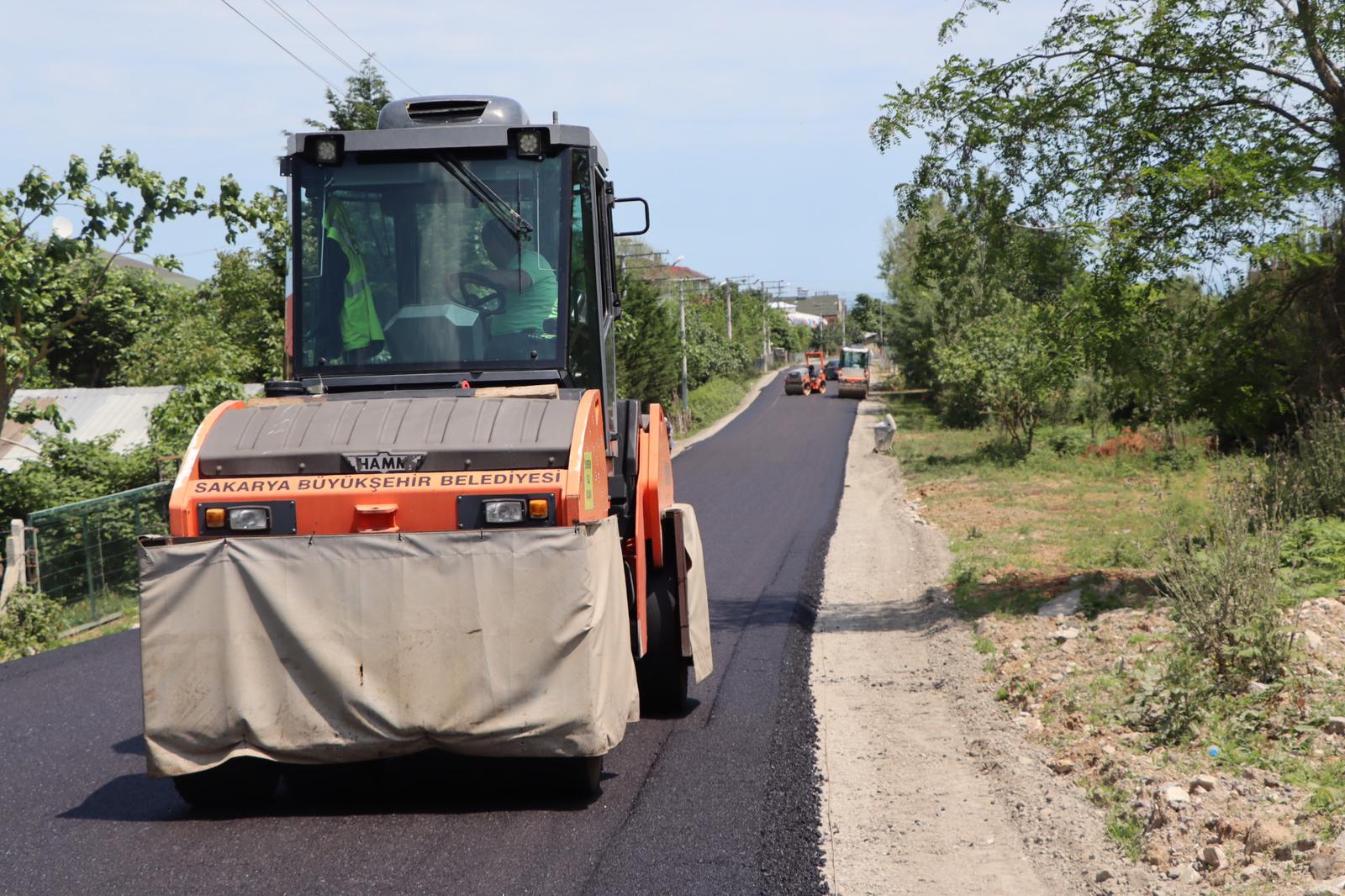 Büyükşehir Kaynarca’da asfalt yenileme çalışmalarına başladı