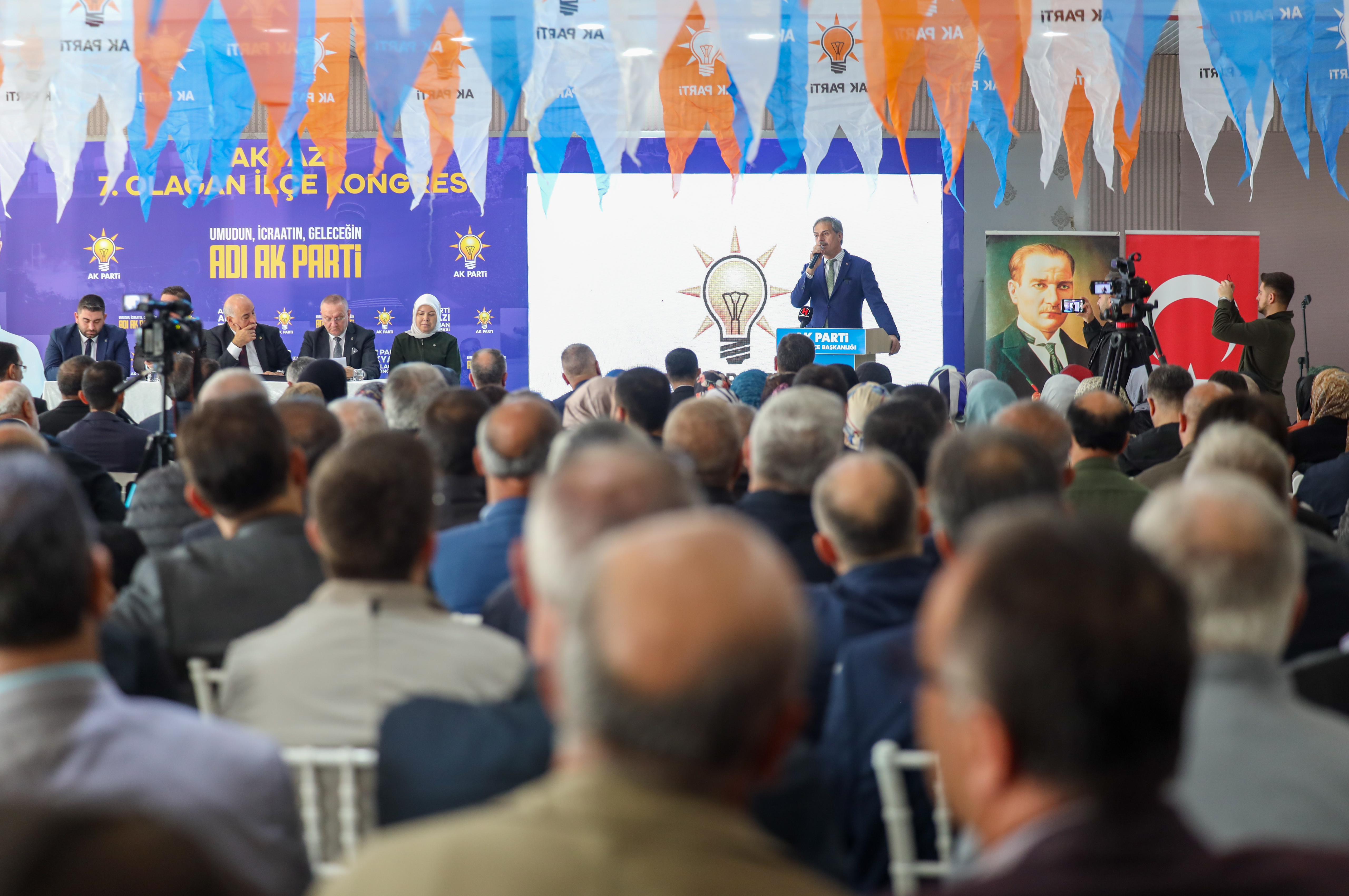 “İnsanımıza yakışır bir Akyazı’yı birlikte inşa ediyoruz”
