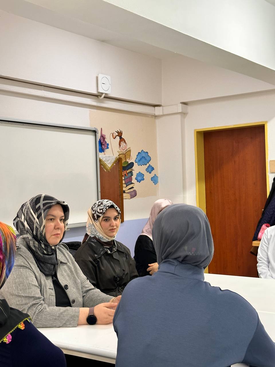 Büyükşehir’in uzmanları kırsalda “Kadın Kadına” projesi için sahaya indi