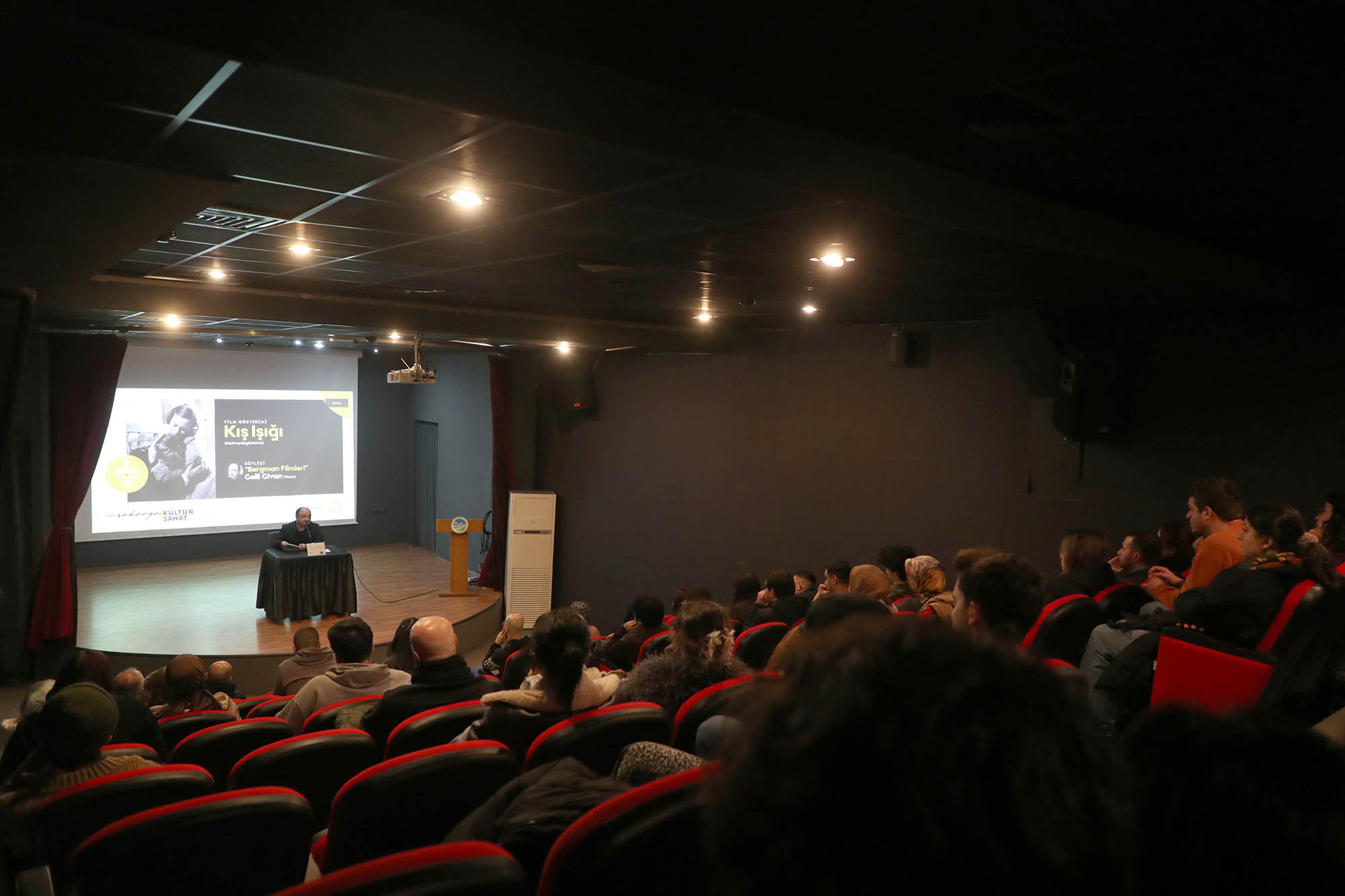Film tutkunları OSM’de Bergman sinemasının derinliklerine indi 