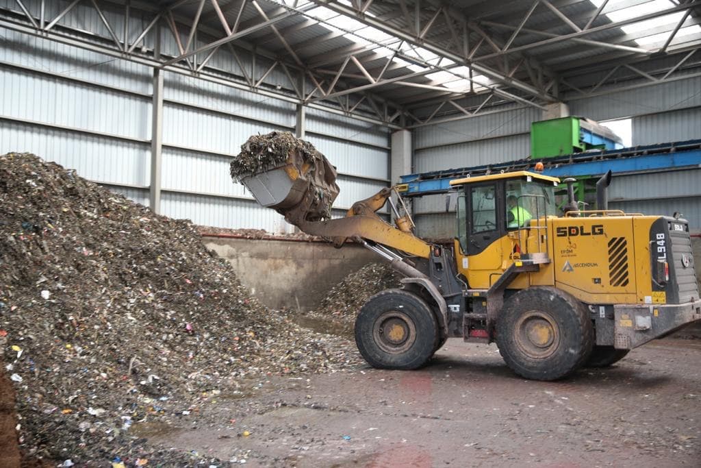 Terminal GES hizmet binalarına elektrik üretiyor