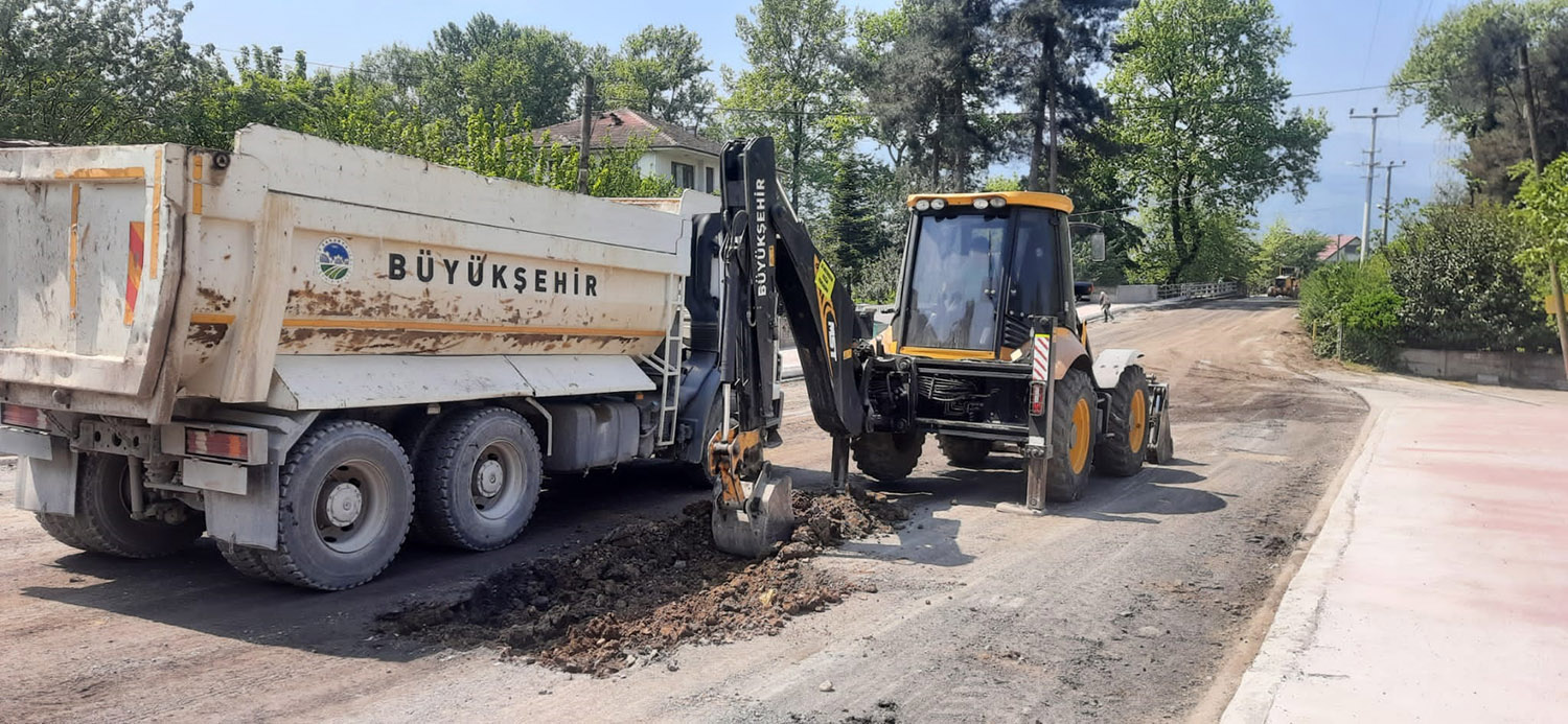 Akyazı Kuzuluk’ta örnek cadde