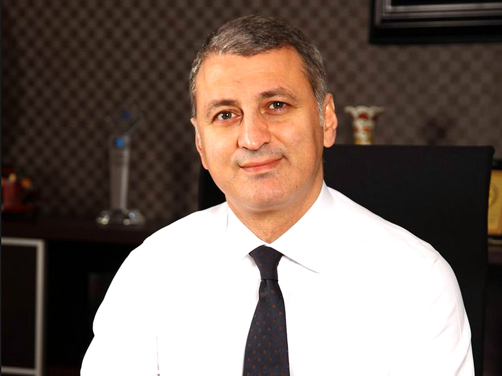 Zirve Yarışını Sürdüreceğiz