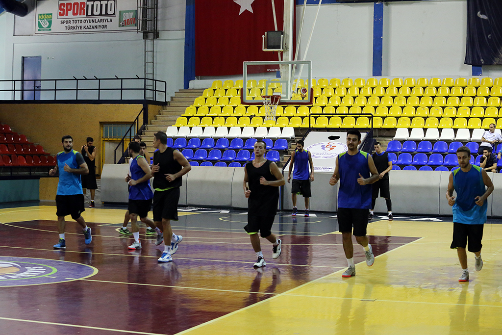 Büyükşehir Basket Lig’deki İlk Maçına Hazır