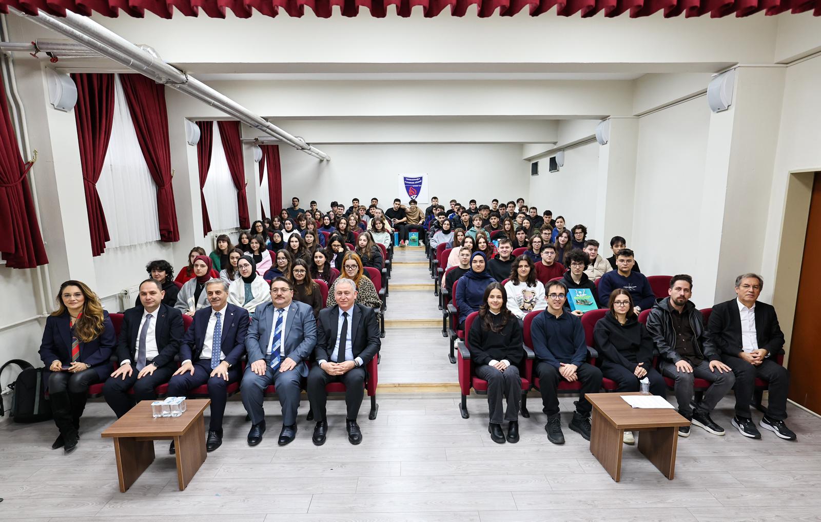 Başkan Yusuf Alemdar: “AFA, AKM, Bilim Merkezi, Şehir Kütüphanesi ve Raylı Sistemlerle gençliğin Sakarya'sını inşa ediyoruz”