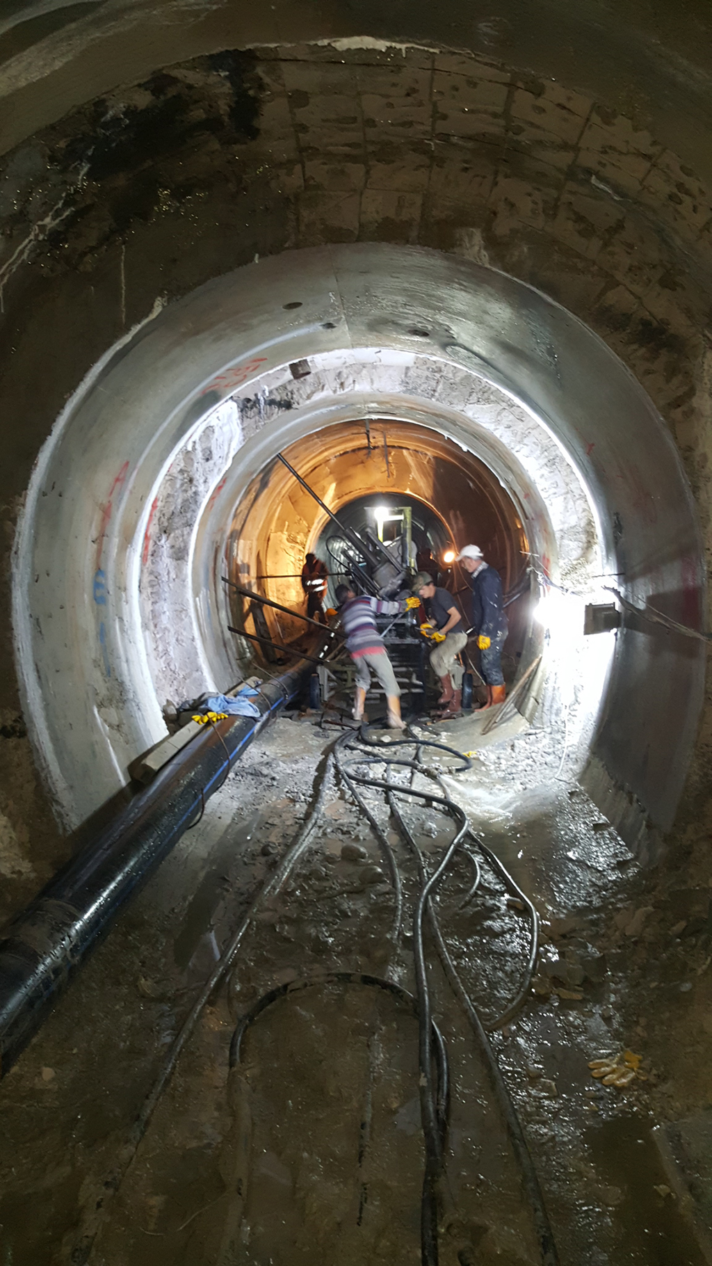 Akçay’da Sıra Baraj Gövdesinde